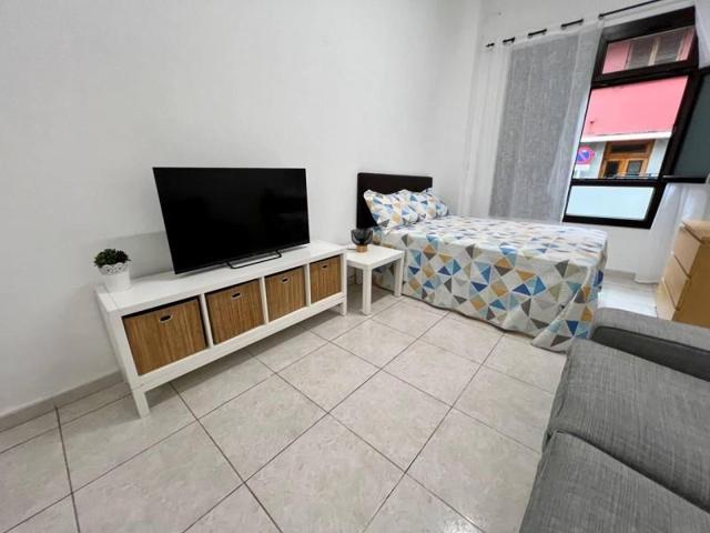 Estudio en alquiler en Las Palmas de Gran Canaria, Santa Catalina photo 0