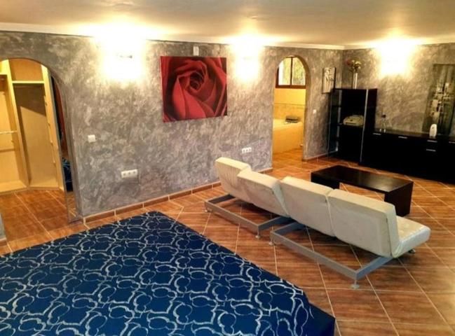 Estudio en alquiler en Marbella, Marbella photo 0