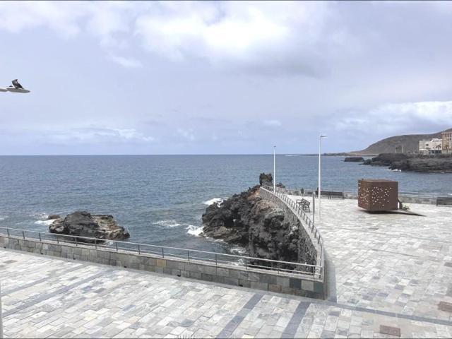 Estudio en alquiler en Las Palmas de Gran Canaria, La Isleta photo 0
