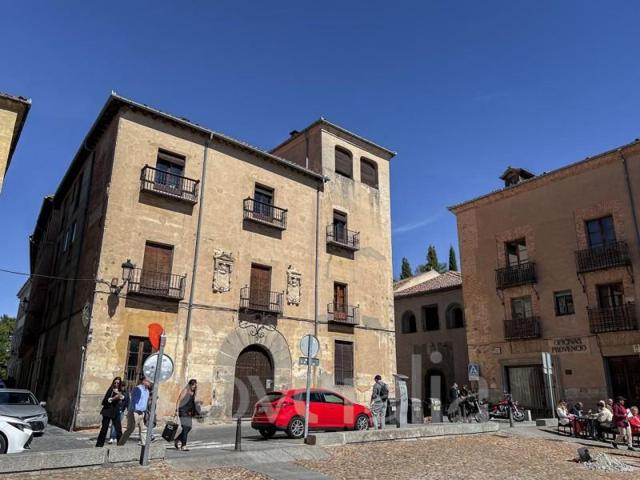 Piso en alquiler en Segovia, Plaza San Martín, 40001 photo 0