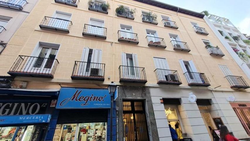 Apartamento en alquiler en Madrid, Centro - Malasana photo 0