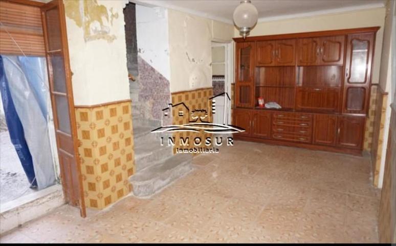 Casa en venta en Lucena, Lucena photo 0