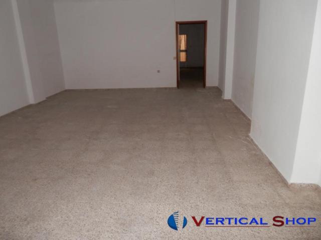 Local comercial en venta en Caudete, San Antonio Abad photo 0