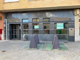 Local comercial en venta en Laguna de Negrillos, Castilla y leon photo 0