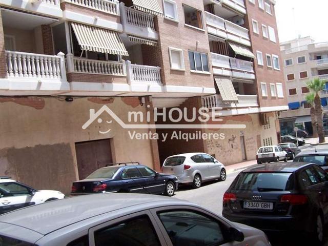 Estudio en venta en Guardamar del Segura, Playa photo 0
