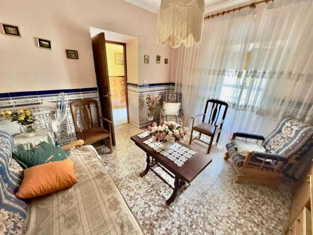 Casa en venta en Valdepeñas, Barrio Cachiporro photo 0