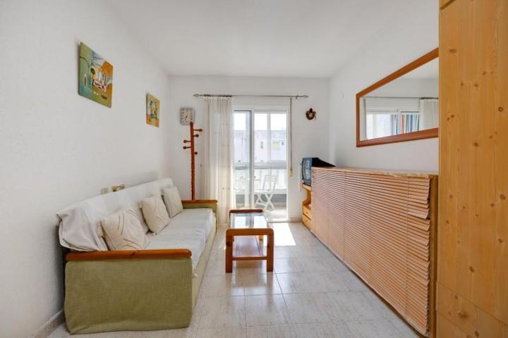 Estudio en venta en Torrevieja, Habaneras photo 0