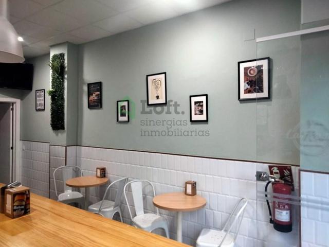 Local comercial en venta en Badajoz photo 0