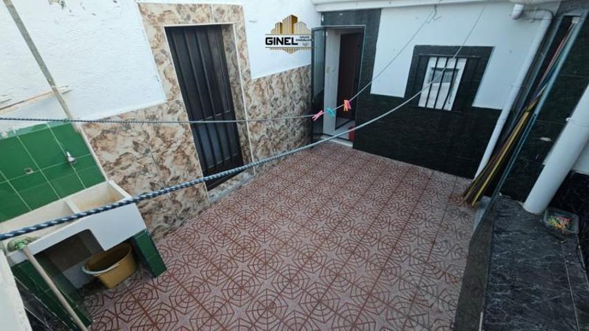 Adosada en venta en Jaén, Santa Isabel photo 0