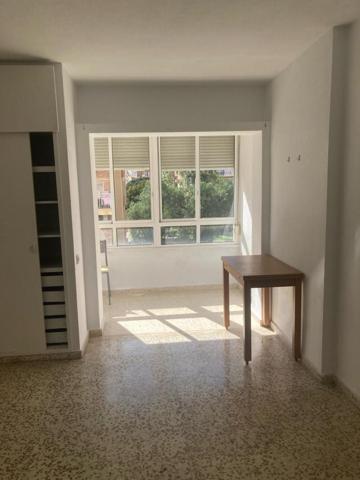 Estudio en venta en Benalmádena, Benamaina photo 0
