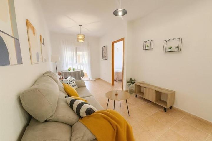 Apartamento en venta en Torrevieja, Parque de las Naciones photo 0