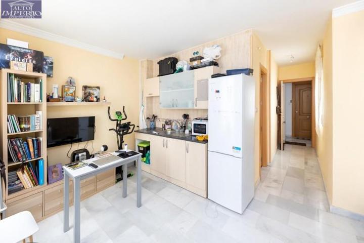 Estudio en venta en Granada, Realejo photo 0