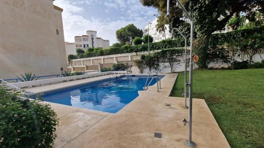 Estudio en venta en Torremolinos, Montemar photo 0