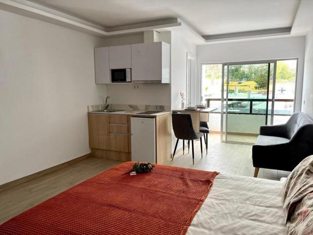 Estudio en venta en Puerto de la Cruz, Calle Isla de la Gomera, 38400 photo 0