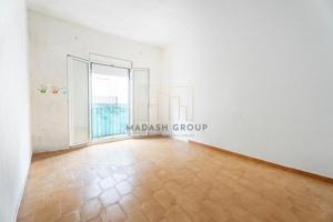 Edificio en venta en Reus, Llevant photo 0