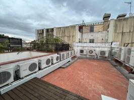 Estudio en venta en Barcelona photo 0