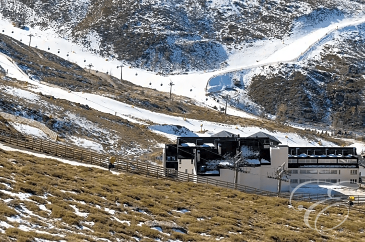 Estudio en venta en Granada, Sierra Nevada photo 0