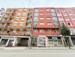 Piso en venta en Oviedo, Buenavista photo 0