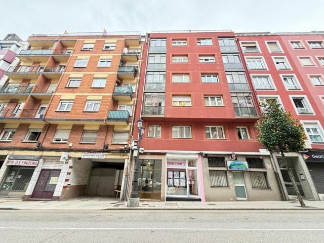 Piso en venta en Oviedo, Buenavista photo 0