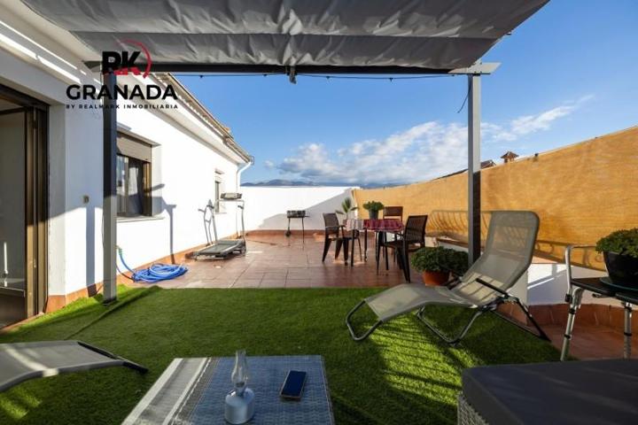 Aticos en venta en Armilla, Armilla photo 0