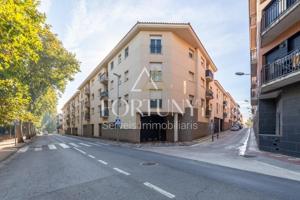 Piso en venta en Montbrió del Camp, Cataluna photo 0