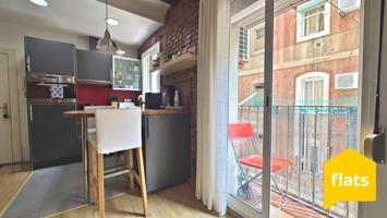 Estudio en venta en Barcelona, La Barceloneta photo 0