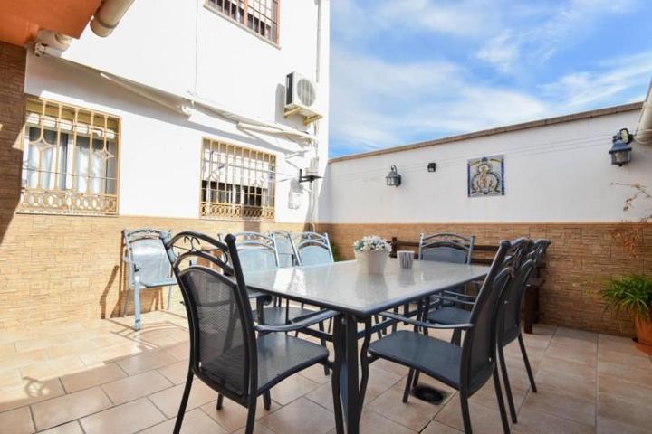 Adosada en venta en Peligros, Vega de granada zona noroeste photo 0