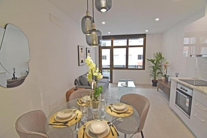 Estudio en venta en Las Palmas de Gran Canaria, Santa Catalina photo 0