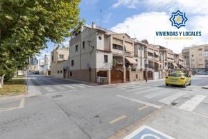 Adosada en venta en Maracena, Zona metropolitana photo 0