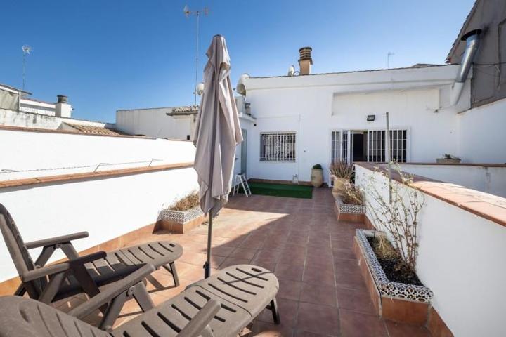 Estudio en venta en Granada, Centro photo 0