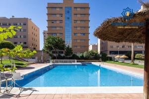 Piso en venta en Granada, Campus de la Salud photo 0