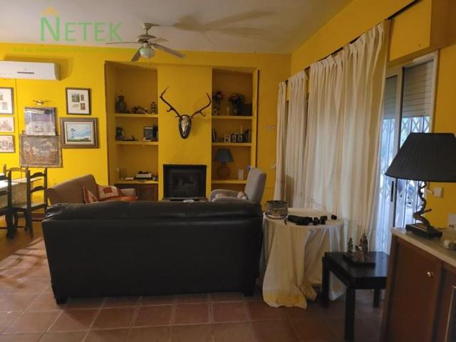 Casa con terreno en venta en Las Torres de Cotillas photo 0