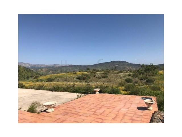 Chalet en venta en Casabermeja photo 0