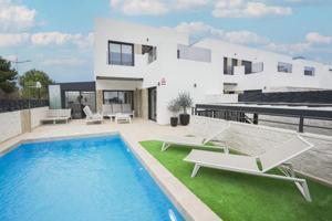 Chalet en venta en Dolores, Comunidad valenciana photo 0