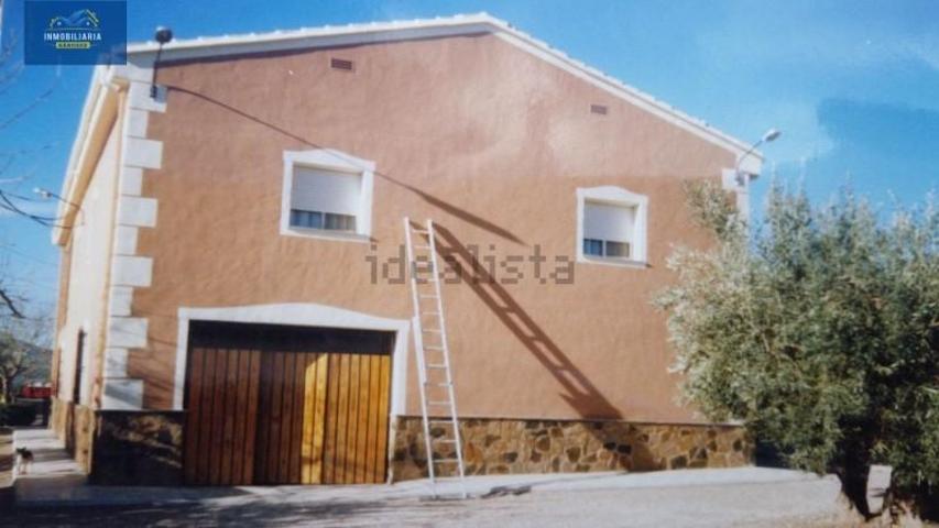 Casa con terreno en venta en Cocentaina, Alq. Benifloret photo 0