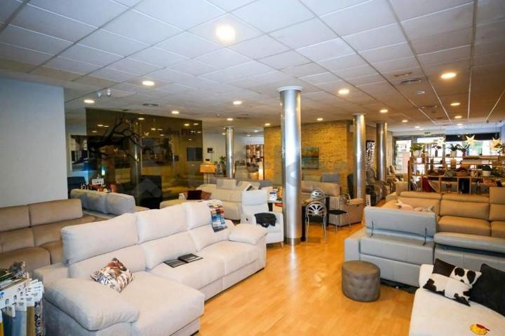 Local comercial en venta en Valencia, Avinguda del Doctor Peset Aleixandre, 46019 photo 0