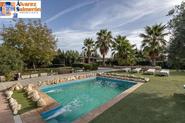 Casa con terreno en venta en Atarfe, Urbanizacion los cortijos la ribera photo 0