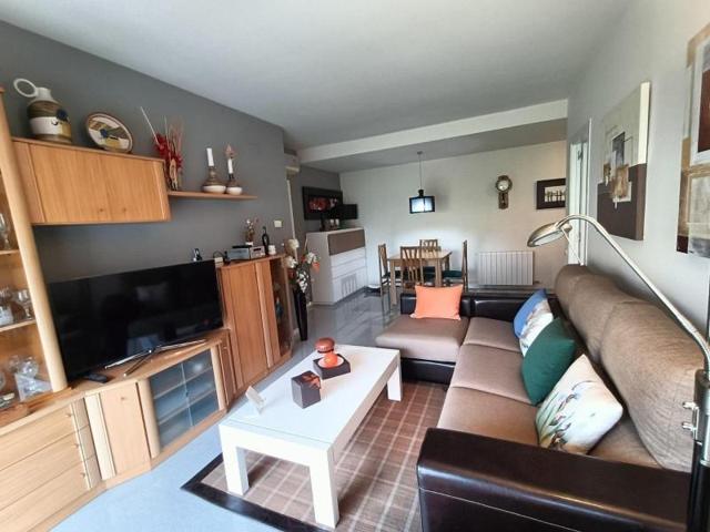 Piso en venta en Barcelona, Sant Antoni photo 0