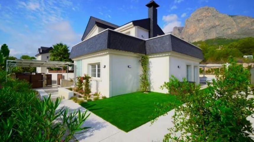 Casa en venta en Polop, Pla de cantal photo 0