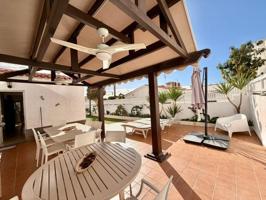 Bungalow en venta en San Bartolomé de Tirajana, Playa del Inglés photo 0