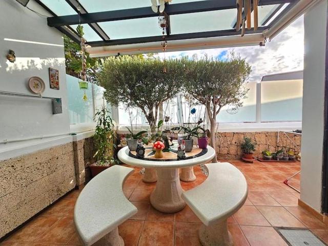 Adosada en venta en Playa de las Américas photo 0