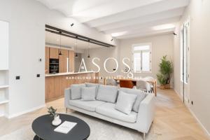 Piso en venta en Barcelona, Sant Pere - Santa Caterina i la Ribera photo 0