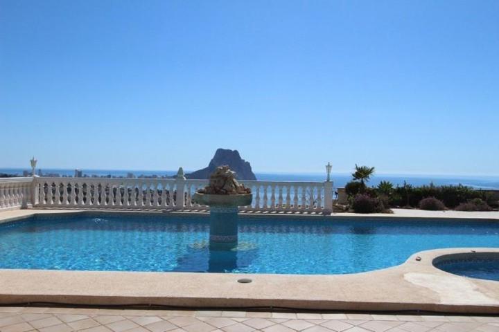 Chalet en venta en Calpe, Calpe photo 0