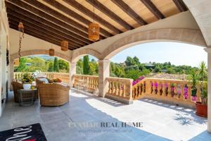 Chalet en venta en Bunyola, Bunyola photo 0