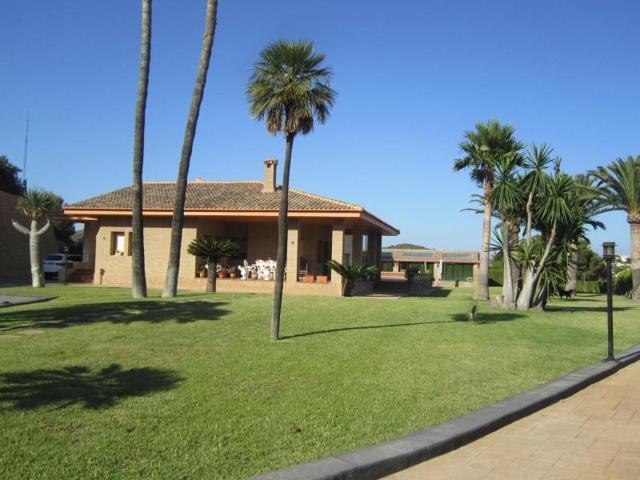 Chalet en venta en Calpe, Calpe photo 0