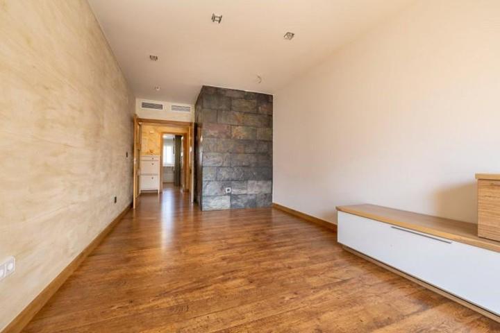 Piso en venta en El Esparragal, El Campillo photo 0