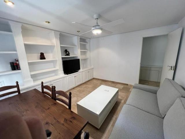 Habitación en alquiler en Elche, Centro photo 0