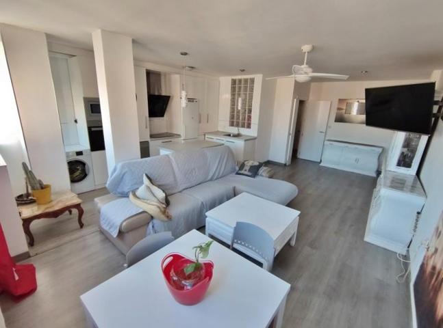 Habitación en alquiler en Almería, Ctra. ronda photo 0