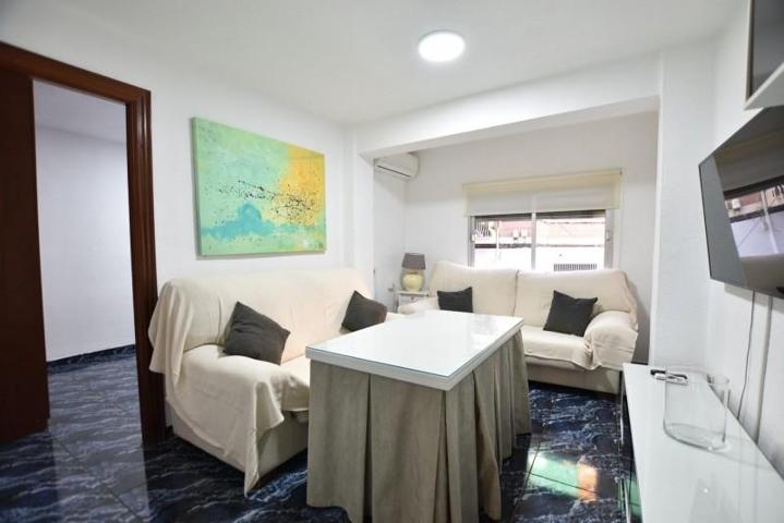 Habitación en alquiler en Granada, Zaidin photo 0