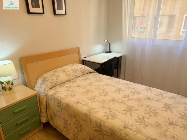 Habitación en alquiler en San Juan, Rambla photo 0